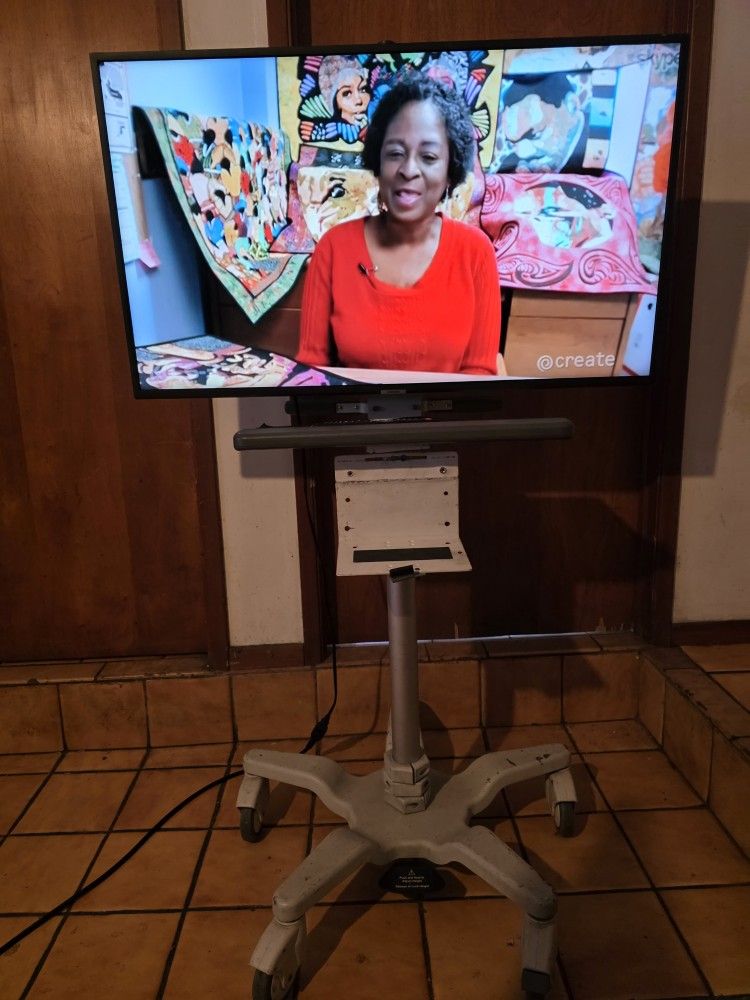 Samsung 40Inch. Smart TV With Rolling Stand Up Adjustable On Wheels Mobile Cart Desk