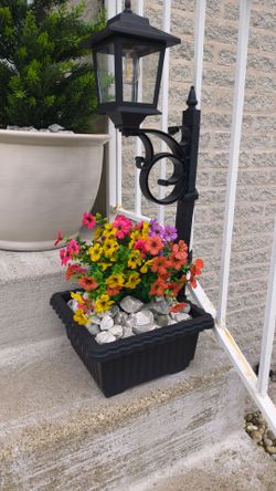 Two pots plastic solar light
