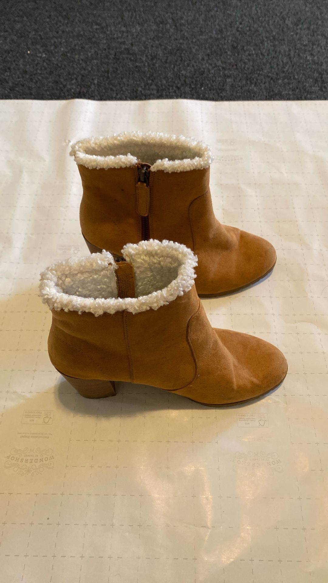 Brown Heels With Fur Insulation
