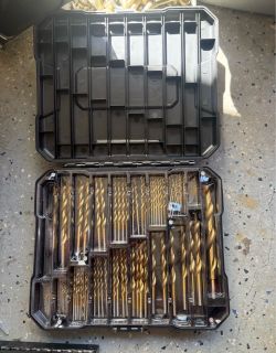 Tactix 180-Piece Titanium-Coated Drill Bit Set