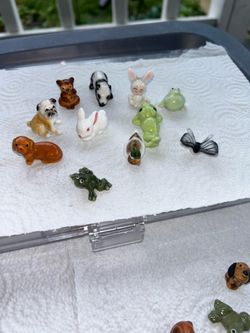 Bug House miniature figurines 11