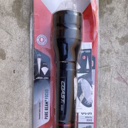 Coast Flashlight 🔦 1630 Lumens