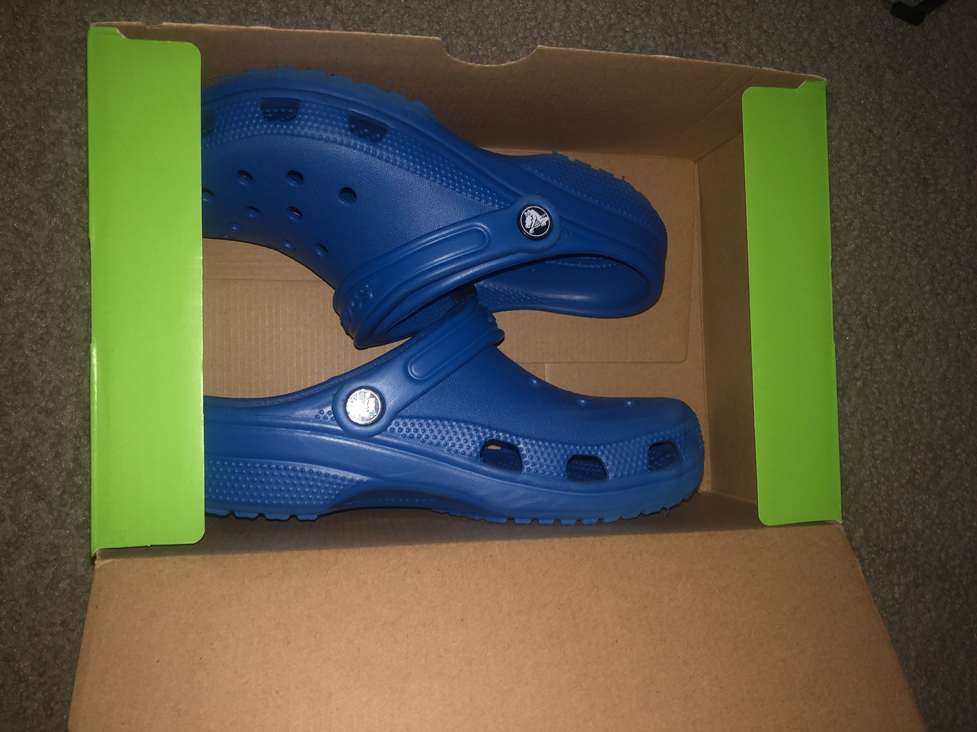 Crocs Blue And Red 5m  7w
