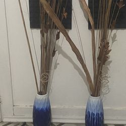 Nice Vases Decor Included