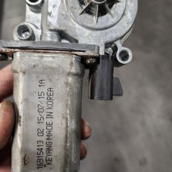 Cascadia Window Motor