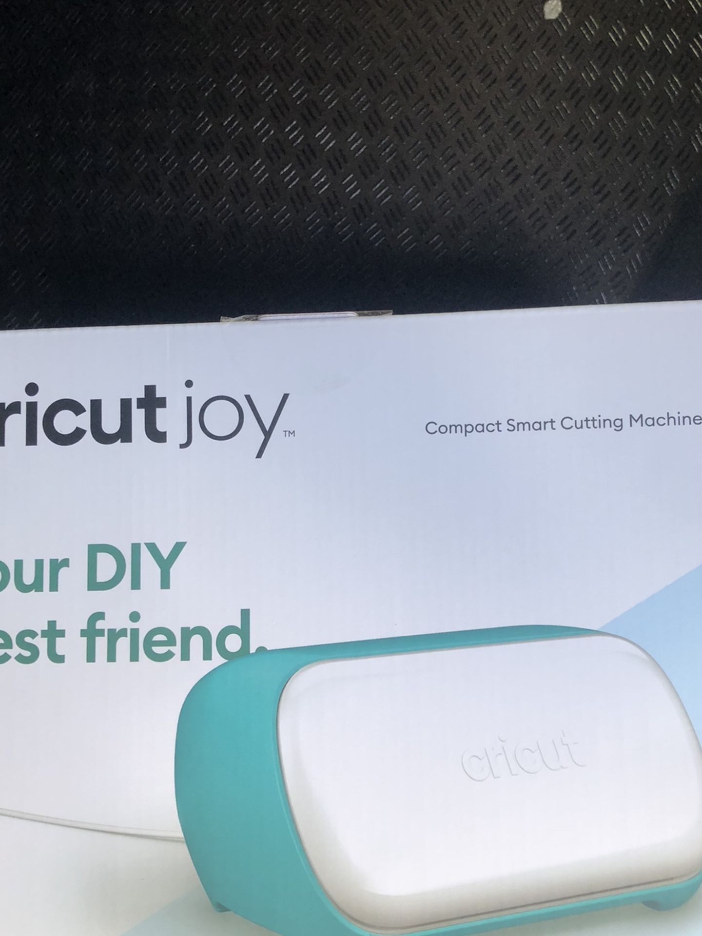 Almost Brand New Cricut Joy