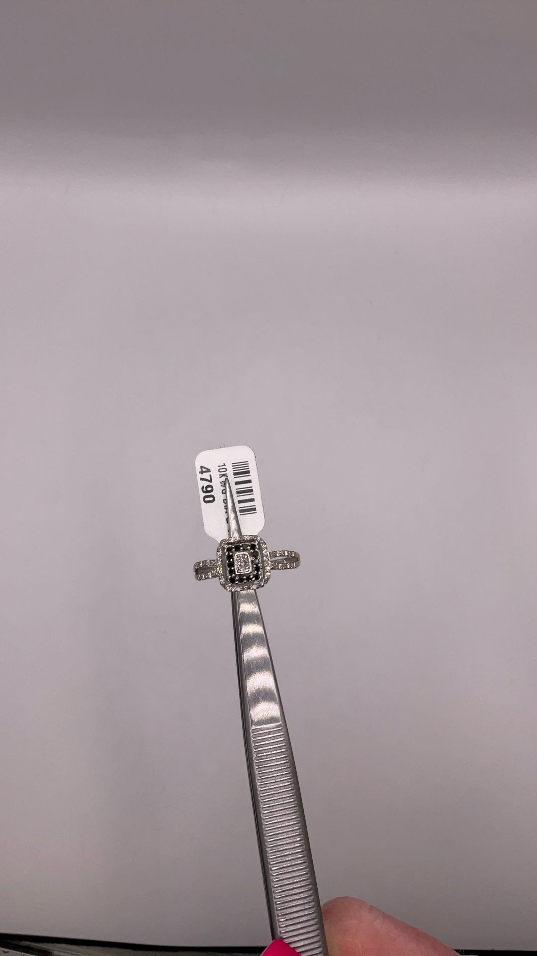 10kwg Diam & Sapphire Ring