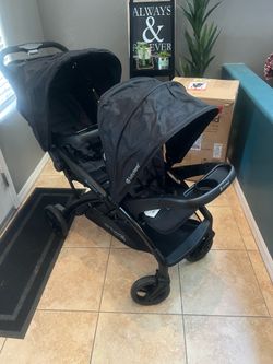 Brand New Baby Trend Sit N' Stand® Double 2.0 Stroller, Dash Black