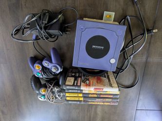 Nintendo Game Cube  DOL - 001