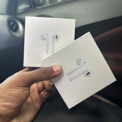 LIMITED DEAL Electronics Bluetooth 2nd Generation White Earbuds With MagSafe Charging