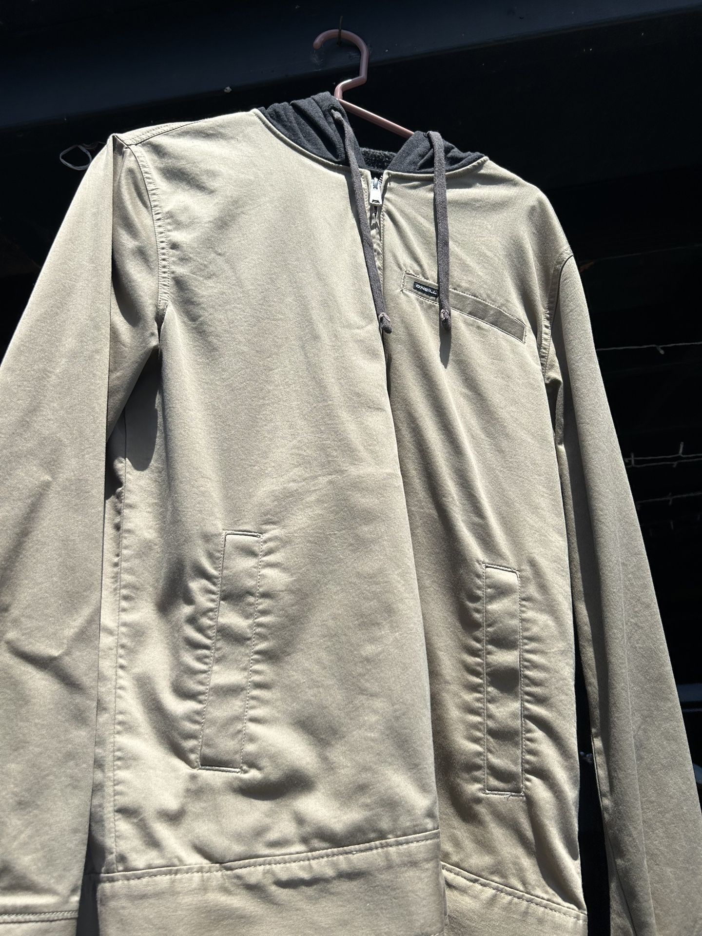 O’Neil Sweater Size M