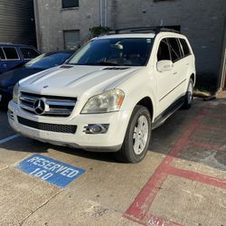 2007 Mercedes-Benz  GL450 (Clean Title)