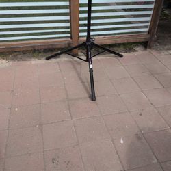 On Stage Stand 