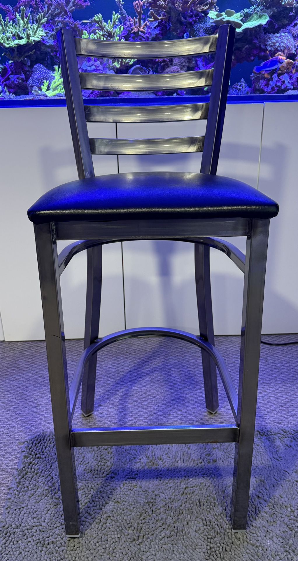 Bar Height Barstools  5 Available ($30 each)