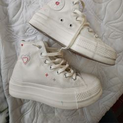Converse All Star Lift Platform Y2K Heart Womens Sneakers In White Red 