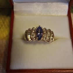Vintage.Amethyst With Diamonds 14k Yellow Gold Ring 