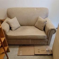Loveseat Hide-a-bed
