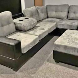 EZ FINANCE !!GREY FABRIC REVERSIBLE SECTIONAL SOFA WITH STORAGE OTTOMAN ALL NEW IN BOXES