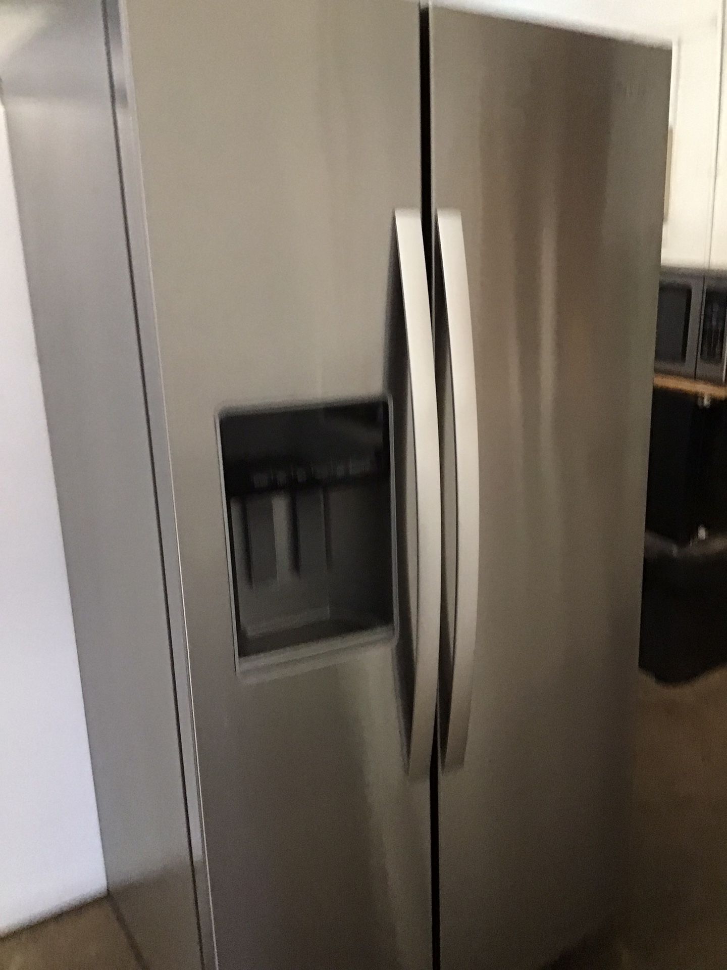 Side By Side Refrigerator 