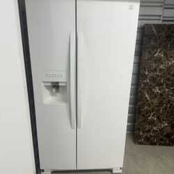 Kenner Fridge