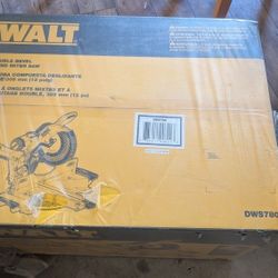 DeWalt Miter Saw dws780