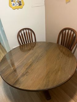 Dining Room Table (Chairs not included)