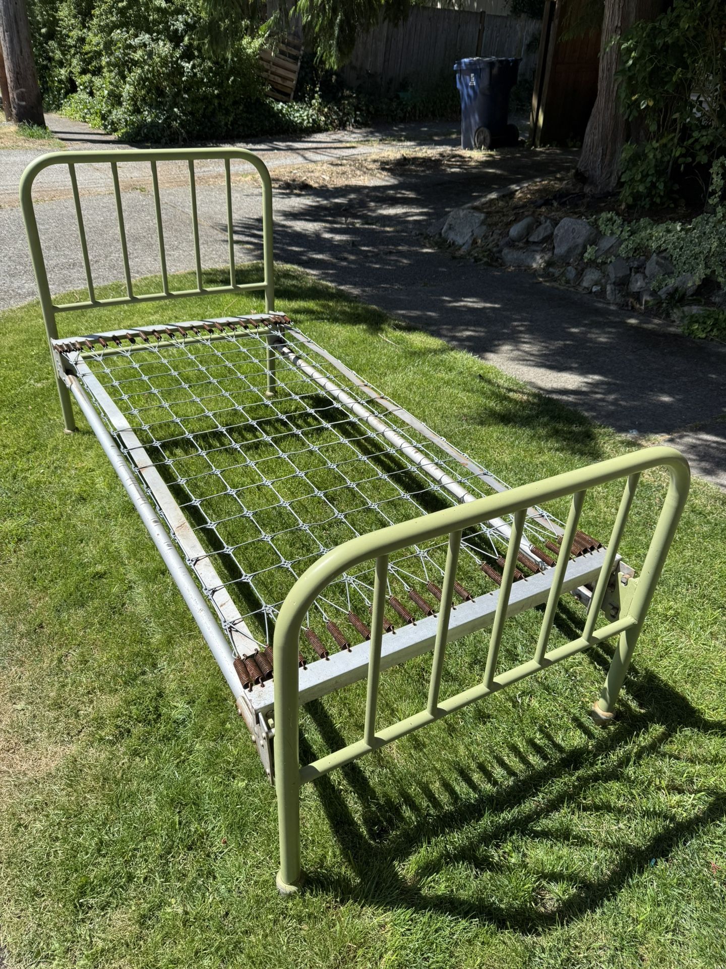 Vintage Twin Sized Bed Frame (Very Springy!)