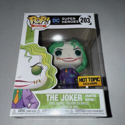 New Limited Edition Funko Pop - Martha Wayne #203 (Limited Edition)