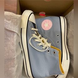 New Converse Size 8 For Women