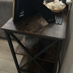 End table $25