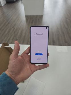 Samsung Galaxy S10 Unlocked 128GB