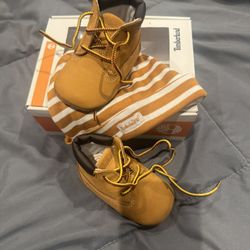 Infant Timberland Shoes With Hat