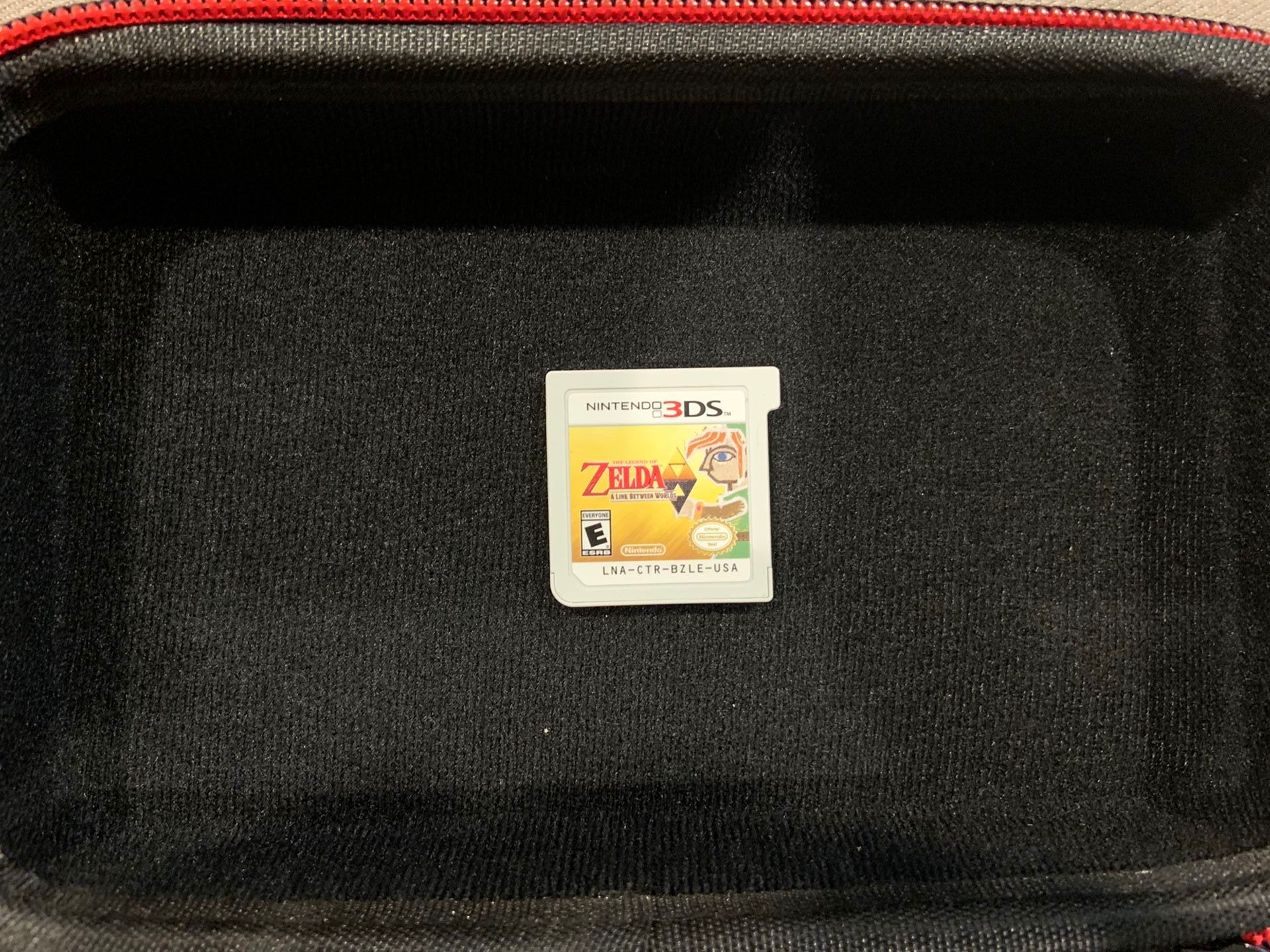 Zelda A Link Between Worlds With 3DS Carrying Case