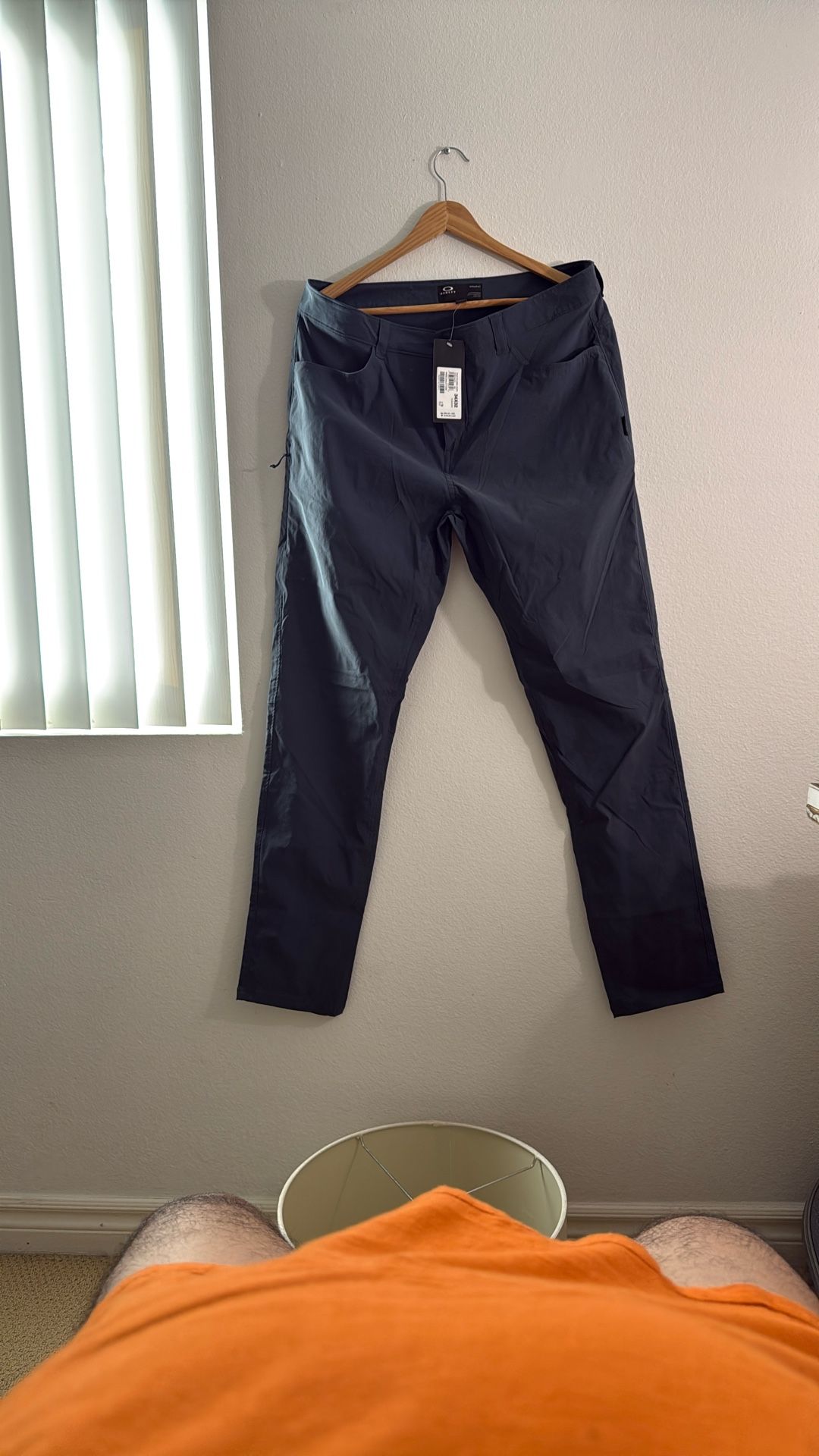 Oakley Hybrid Jogger Mens Pants Size 34X32 Dark Slate Color