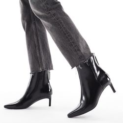 ASOS KITTEN HEELS  ANKLE BOOTS COLOR BLACK SIZE 8