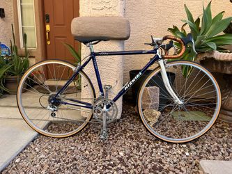 Vintage road bike 27