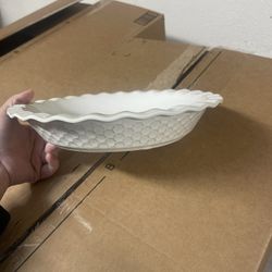 Brand New  Ceramic Pie Pan Plate 