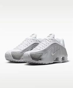 Nike Shox R4