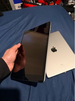Apple iPad  6th gen