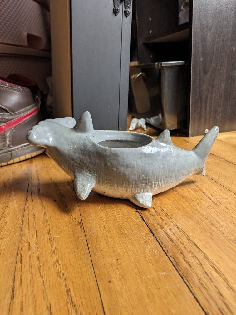 FREE Ceramic Hammerhead Shark Pot