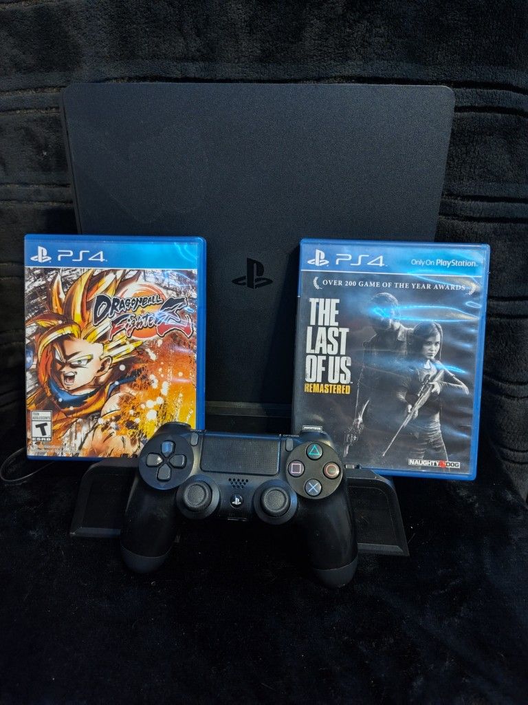 (GREAT DEAL!) PS4 with Cooling/Charging Stand & Games