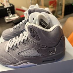 Jordan 5 retro wolf grey size 8.5 new