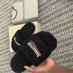 balenciaga slippers