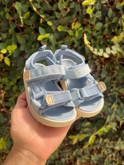 Toddler Sandals size 4/5