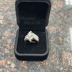 Lady’s 14k W/g Ring 