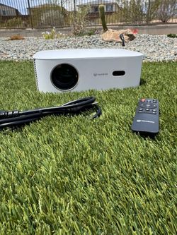 Projector Vankyo Performance V700W