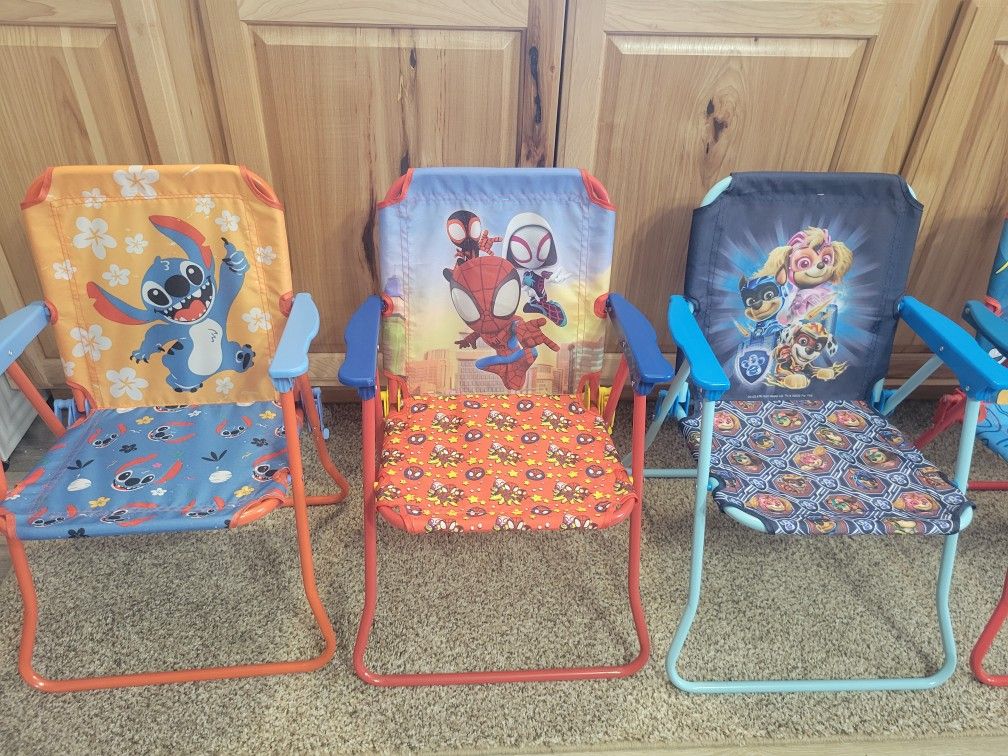 BRAND NEW KIDS FOLDING CHARACTER CHAIRS