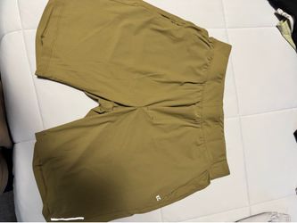 Size S shorts