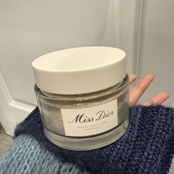 Miss Dior Bath Pearls
