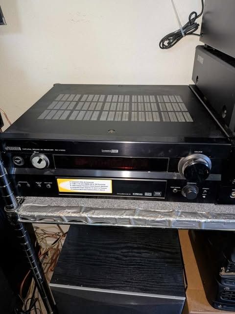 Yamaha RX-V1400 AV receiver